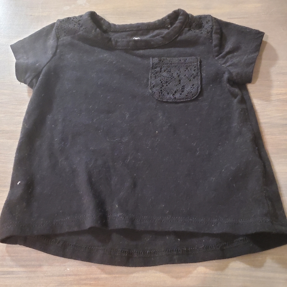 Okie Dokie Basic Top Black Lace details